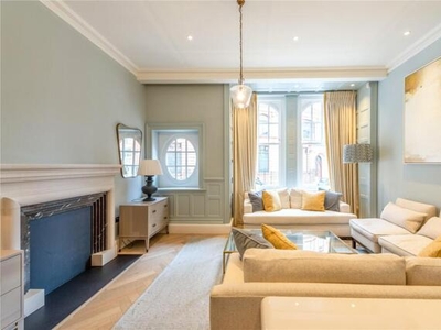 3 Bedroom Apartment For Rent In Knightsbridge, London