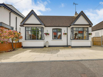 3 Bedroom Detached Bungalow For Sale In Leigh-on-sea