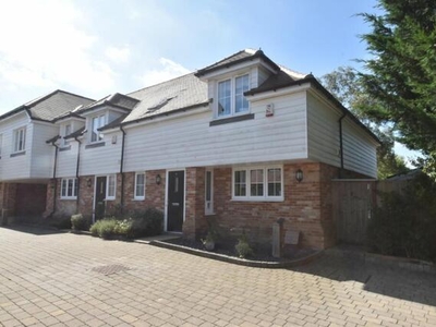 3 Bedroom End Of Terrace House For Sale In Charing, Ashford