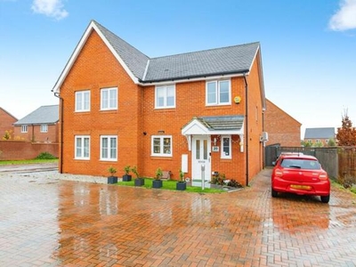 3 Bedroom Semi-detached House For Sale In Bedford