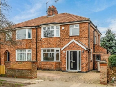 3 Bedroom Semi-detached House For Sale In Holgate