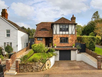 4 Bedroom Detached House For Sale In Hawkhurst, Kent