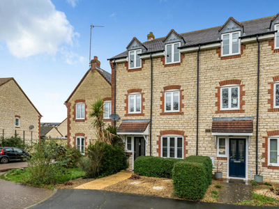 4 Bedroom Terraced House For Sale In Faringdon, Oxfordshire