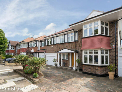5 Bedroom Detached House For Sale In Ealing