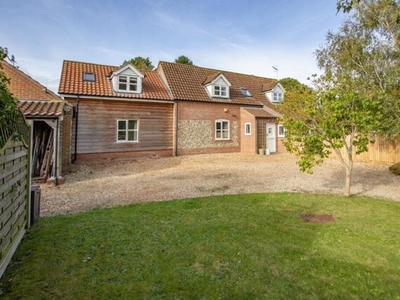 6 Bedroom Semi-detached House For Rent In Fakenham, Norfolk