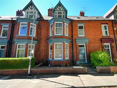 6 Bedroom Terraced House For Sale In Darlington