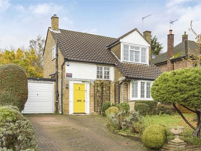 Detached house for sale in Courtleigh Avenue, Hadley Wood EN4