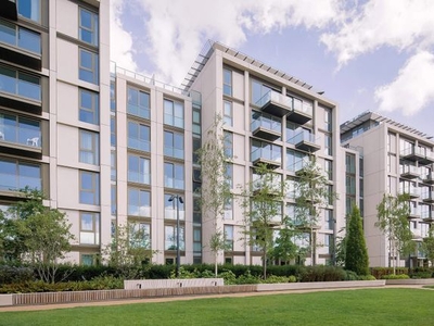 Flat for sale in Columbia Gardens, Lillie Square SW6