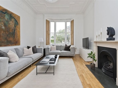 Flat for sale in March House, 13-15 Westbourne Street, London W2