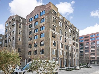 Flat for sale in New Tannery Way, London SE1