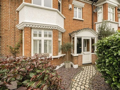 Property for sale in Manor Road, Richmond TW9