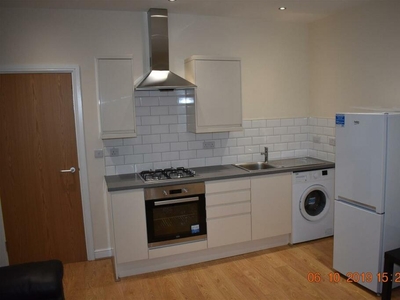 1 bedroom house for rent in Northcote Street, Roath, CF24