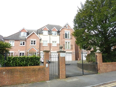 2 bedroom apartment for rent in Wimborne Road, BOURNEMOUTH, BH2
