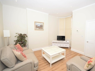 2 bedroom flat for rent in West Parade, Lincoln, Lincoln, LN1