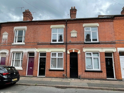 2 bedroom terraced house for rent in Windermere Street, Leicester LE2 7GT, LE2