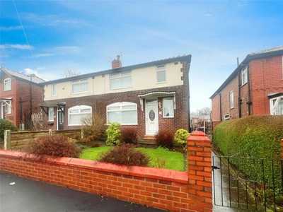 3 bedroom semi-detached house for rent in Avondale Drive, Salford, Greater Manchester, M6