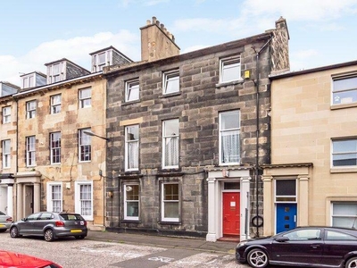 4 bedroom flat for rent in Casselbank Street, Leith Walk, Edinburgh, EH6