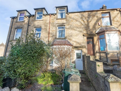 4 bedroom terraced house for sale in South Road, Lancaster, LA1