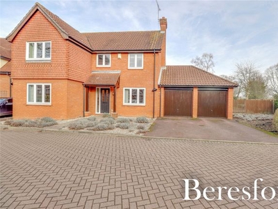 Detached house for sale in Beaumont Gardens, Hutton CM13