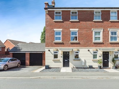 End terrace house for sale in Coupland Road, Selby YO8
