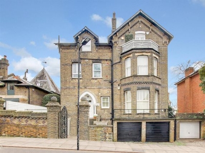 Flat for sale in Prince Arthur Road, Hampstead, London NW3