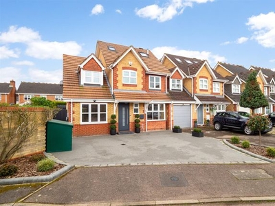 Link-detached house for sale in Hadleigh Drive, Belmont, Sutton SM2