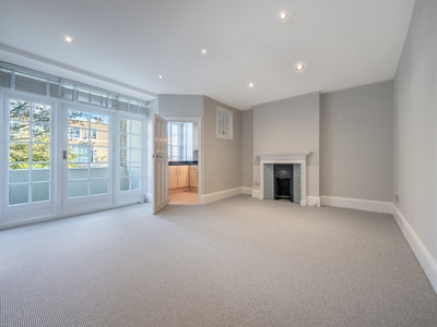 Clifton Court, Northwick Terrace, London, NW8 1 bedroom flat/apartment in Northwick Terrace