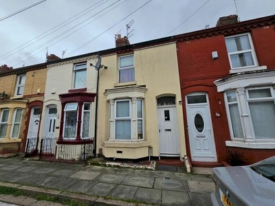 Terraced House For Sale