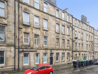 1 bed third floor flat for sale in Leith