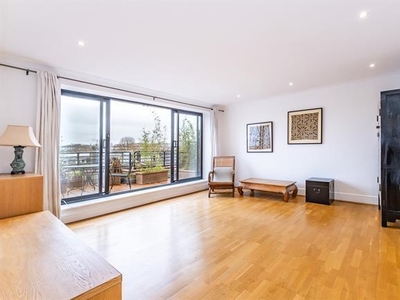 1 bedroom property to let in Pembroke Road London W8