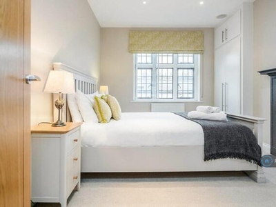 2 Bedroom Apartment Eton Berkshire