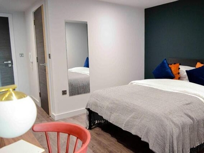2 Bedroom Apartment Liverpool Merseyside