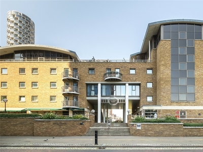 2 bedroom property for sale in Meridian Place, LONDON, E14