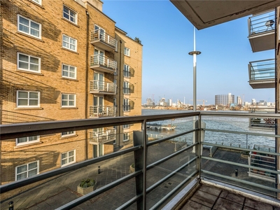 2 bedroom property for sale in Millennium Drive, LONDON, E14