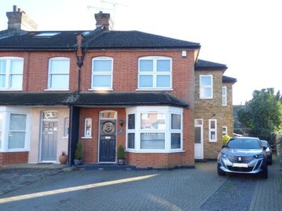3 Bedroom House Thurrockc Greater London