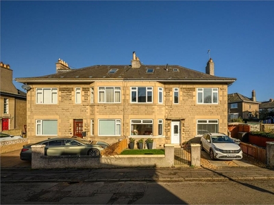 4 bed double upper flat for sale in Davidsons Mains