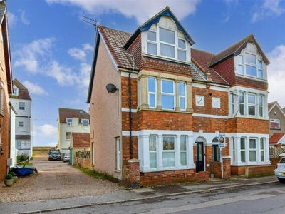 4 Bedroom Apartment Hythe Hampshire