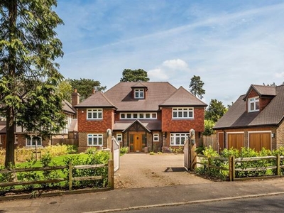 6 bedroom property to let in Westhall Road Warlingham CR6