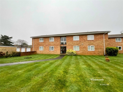 Montagu Park, Waterford Place, Christchurch, Dorset, BH23 2 bedroom flat/apartment in Waterford Place