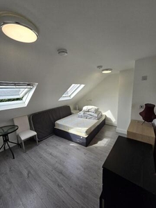 1 Bedroom Flat For Rent In Potters Bar, Hertfordshire