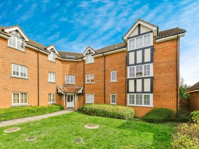1 Bedroom Flat For Sale In Stanstead Abbotts