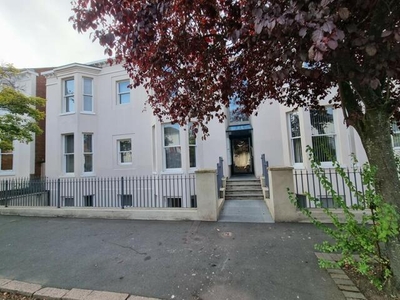2 Bedroom Apartment For Rent In 56 Russell Terrace