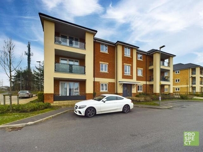 2 Bedroom Apartment For Sale In Camberley, Hampshire