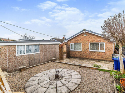 2 Bedroom Bungalow For Sale In Knottingley, North Yorkshire