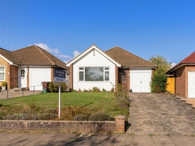 2 Bedroom Bungalow St. Albans Hertfordshire