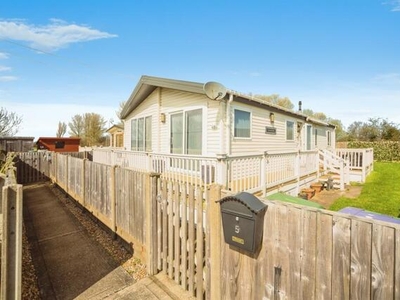 2 Bedroom Park Home For Sale In Lydd