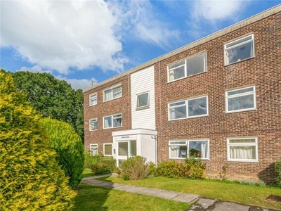 2 Bedroom Penthouse For Sale In Guildford, Surrey