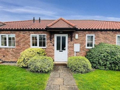 2 Bedroom Semi-detached Bungalow For Sale In Radcliffe On Trent