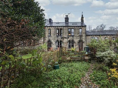 2 Bedroom Terraced House For Sale In Meltham