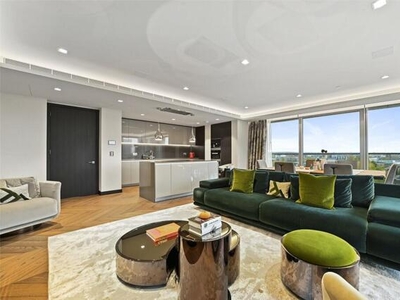 3 Bedroom Apartment For Sale In Tower Bridge, London